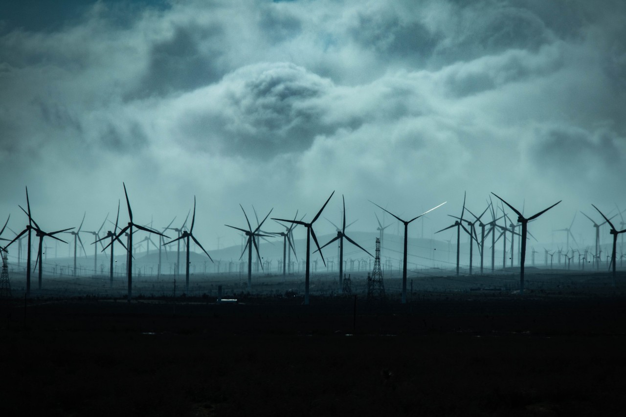 Solar Energy vs Wind Energy - Which is Best?