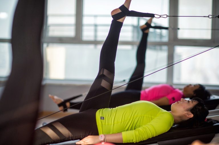 What are the Advantages and Disadvantages of Doing Pilates? The